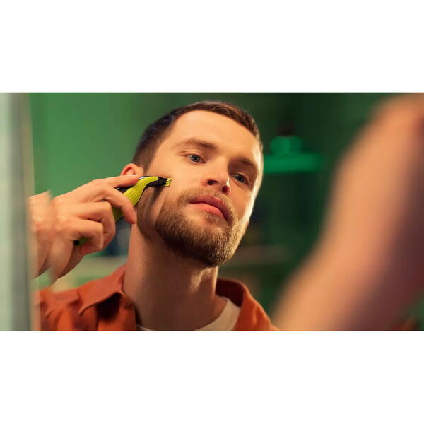 Aparat hibrid de barbierit si tuns barba Philips OneBlade Face&Body QP2821/20, pieptene reglabil 5 in 1, autonomie 45 min, Negru/Verde