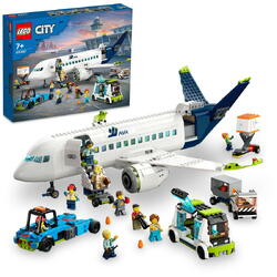 LEGO® City - Avion de pasageri 60367, 913 piese